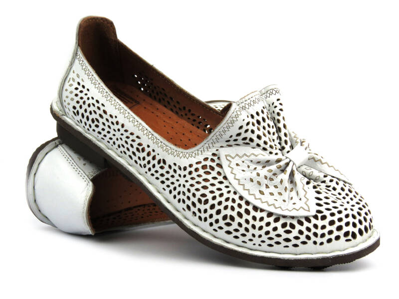 Prolamované boty, dámské balerínky - Comfortabel 940320-03, bílé