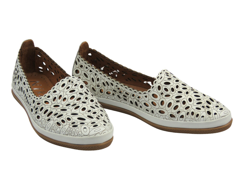 Bílé dámské kožené polobotky od polské značky Nika Komfort H-477