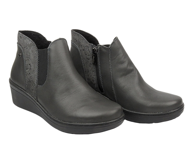 Elegantní dámské kozačky na klínku - HELIOS Komfort 596, černá 2