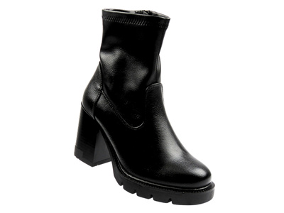 Dámské kotníkové boty na podpatku černé Potocki 25-12419