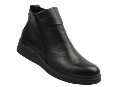 Dámské kožené kotníkové boty černé Nika Komfort 0639-252401