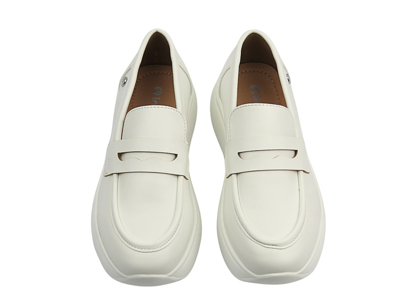 Dámské polobotky, mokasíny Inblu IC-14, bílé