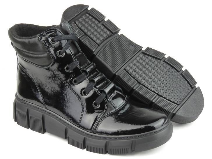 Zateplené dámské kozačky ve sportovním stylu - HELIOS Komfort 562S, černá 2
