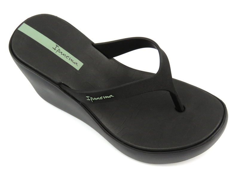 Dámské gumové pantofle na klínku - IPANEMA 83423, černo-šedé