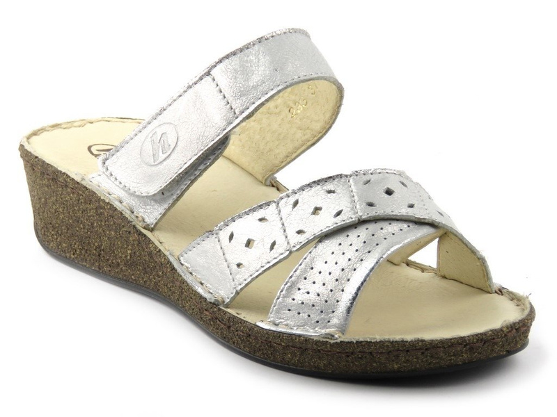 Dámské kožené žabky s ozdobným svrškem - HELIOS Komfort 233, stříbrné