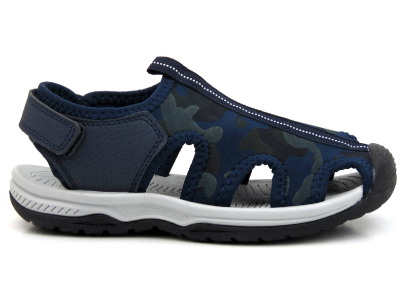 Dětské a mládežnické sandály s uzavřenou špičkou - WOJTYŁKO 22311, tmavě modrá, maskáč