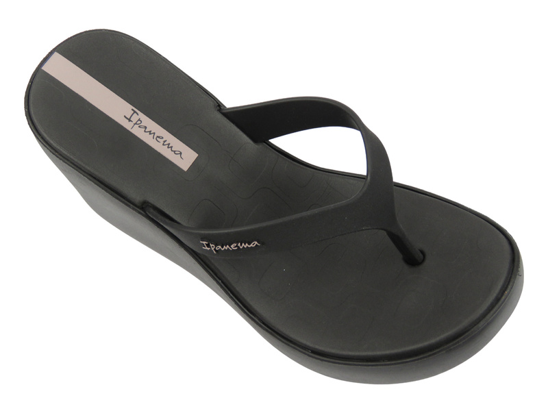 Gumové pantofle, dámské žabky na klínku – IPANEMA 83626, černé