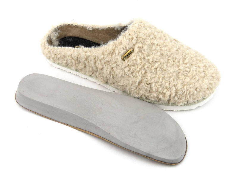 Dámské pantofle s koženou, vyjímatelnou stélkou - INBLU CS-33, béžová