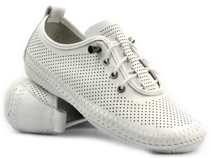 Dámské prolamované kožené polobotky - Artiker 54C0831, bílá