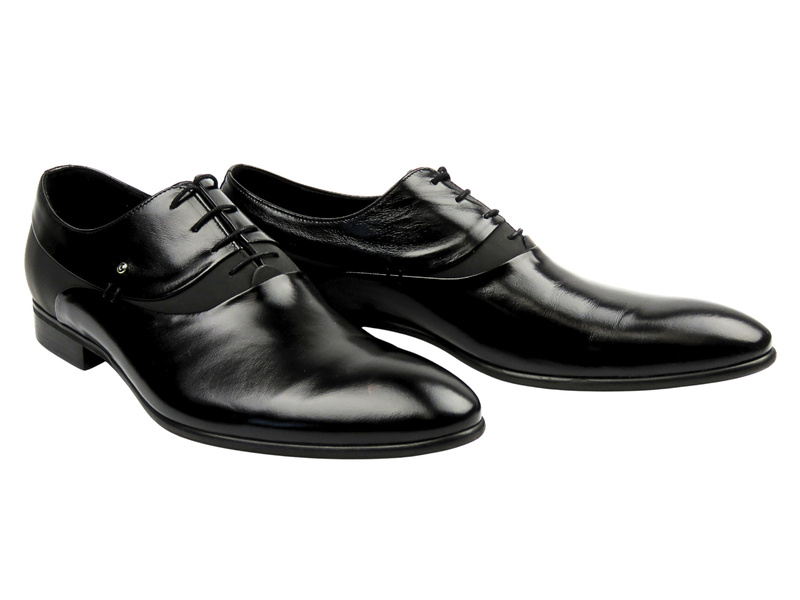 Elegantní pánské polobotky z pravé kůže Conhpol C00C-6714-0927-00S01, černé