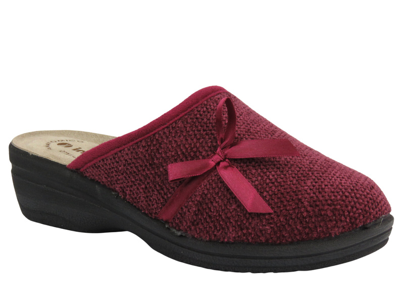 Pohodlné dámské pantofle INBLU 5D05T704, bordó
