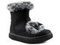 černá