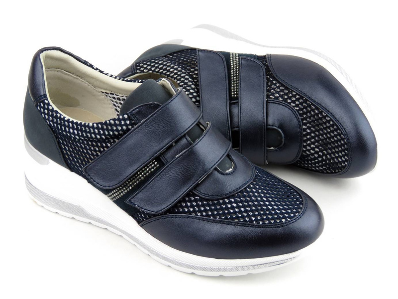 Dámské boty na klínku na suchý zip - WOJTYŁKO 22406G, tmavě modrá