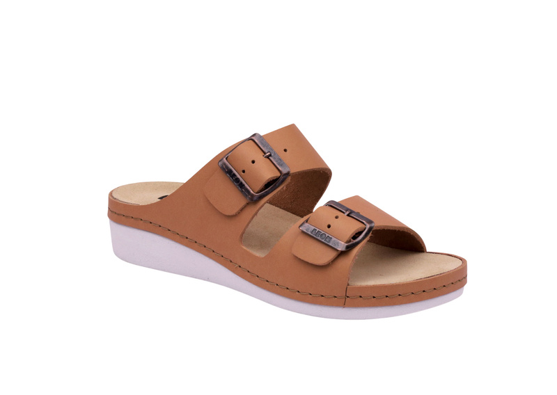 Dámské nazouváky s přezkami Leon 5012, hnědé  