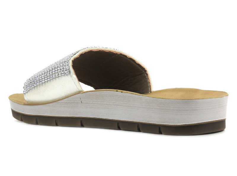 Dámské žabky se zdobeným svrškem - INBLU Brilla, stříbrné