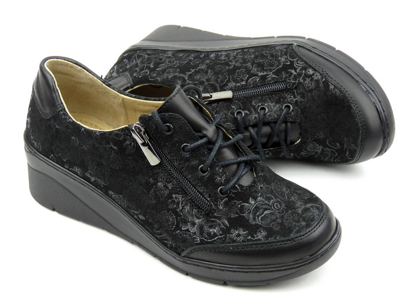 Pohodlná dámská obuv s květinovým svrškem - Helios Komfort 334S, černá