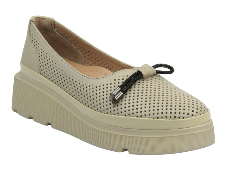 Elegantní dámské boty z přírodní kůže - Bombonella 773.1911, béžová