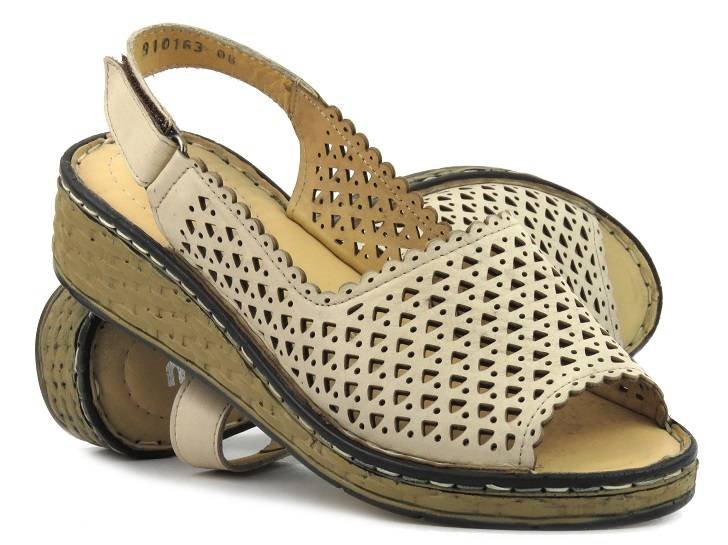 Dámské sandály s otevřenou špičkou - MANITU 910163-08, béžová