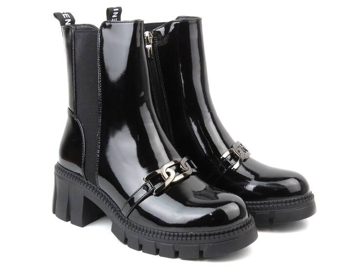 Zateplené dámské kotníkové boty - Potocki 22-18067, černé