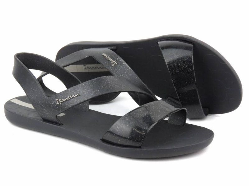 Sportovní voděodolné dámské sandály - IPANEMA 82429, černé se třpytkami