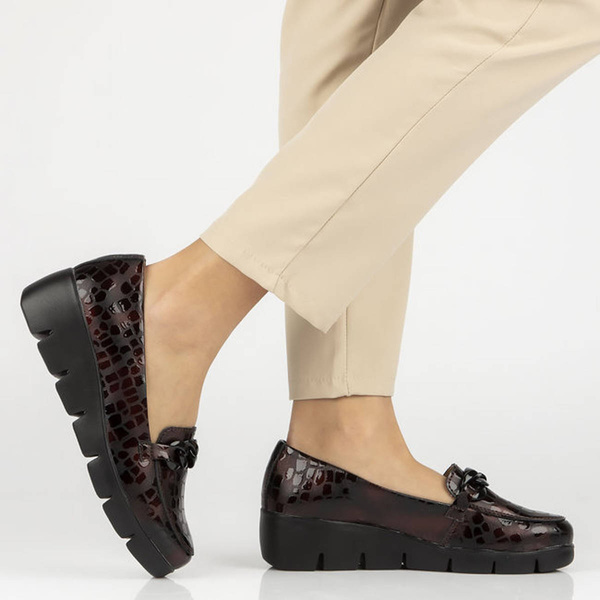 Kožené boty, dámské mokasíny na klínku - Filippo DP4128/23, vínová