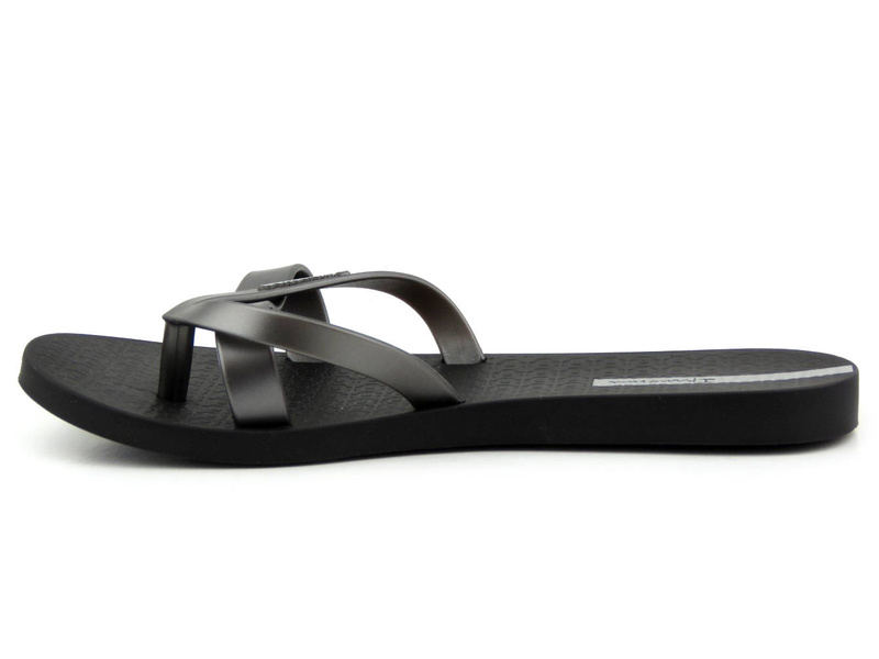 Vodotěsné dámské žabky IPANEMA 81805, černo-stříbrné