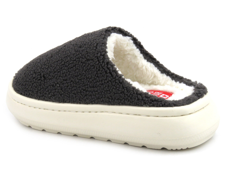 Dámské kožešinové pantofle se silnou podrážkou - Big Star MM274134, tmavě šedé