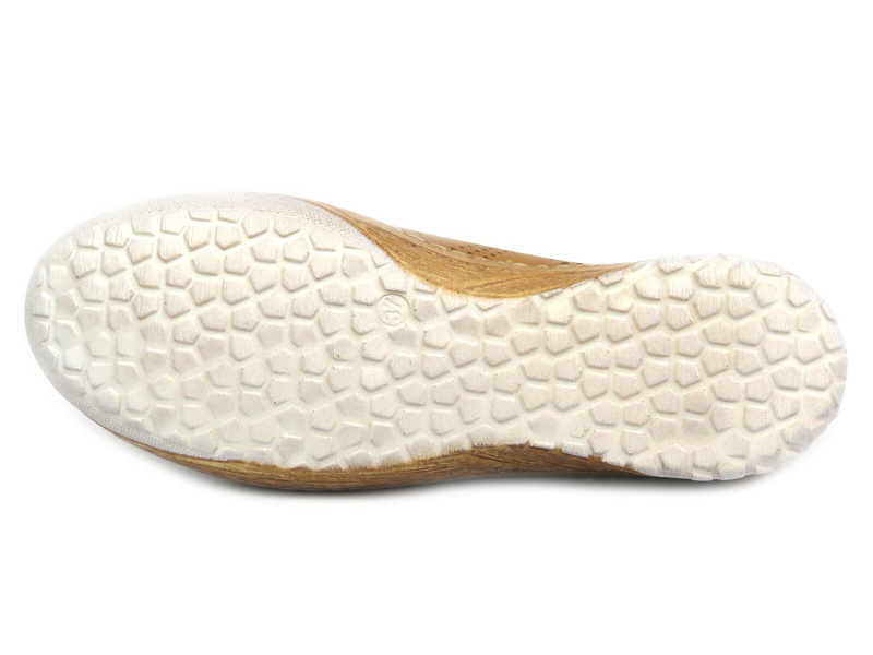 Dámské kožené boty s prolamovaným svrškem - Wasak 0626, hnědá