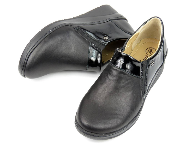 Dámské kožené boty se zvýšenou podrážkou - HELIOS Komfort 348, černá