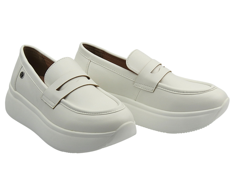 Dámské polobotky, mokasíny Inblu IC-14, bílé