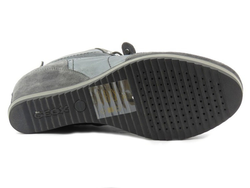 Dámské tenisky Geox D4454A