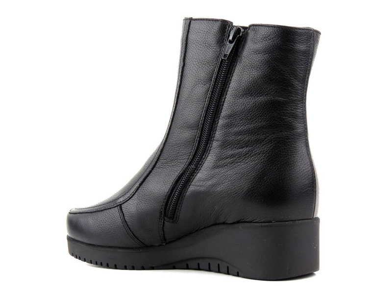 Pohodlné dámské kozačky zateplené vlnou - WASAK 0404, černé