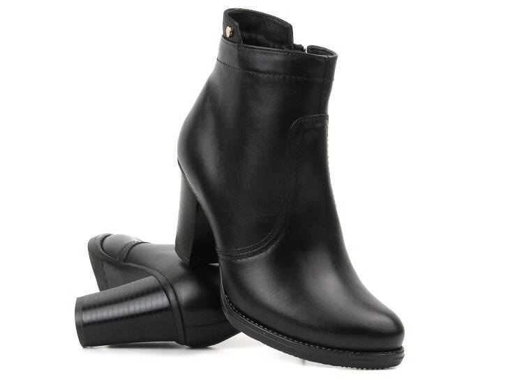 Dámské kotníkové boty Agxbut 526