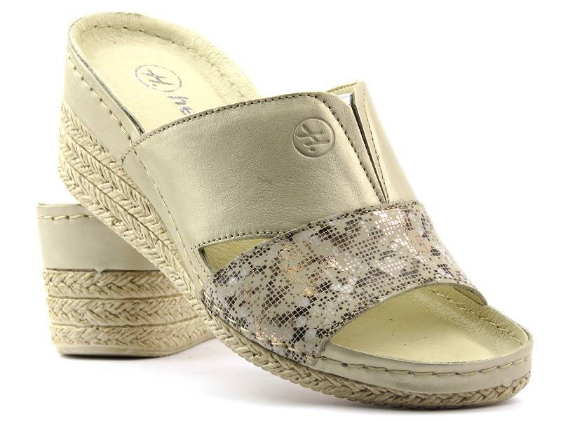 Dámské kožené sandály na klínku - HELIOS Komfort 295, zlaté