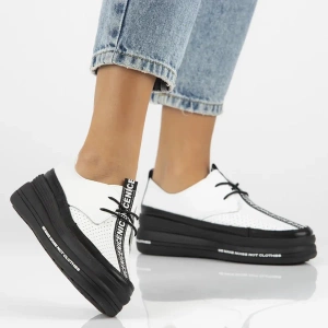 Dámská kožená obuv na platformě - Filippo DP3624/24, bílá