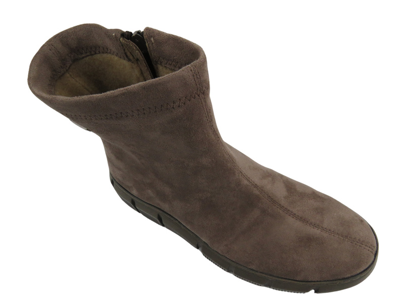 Elastické dámské kotníkové boty na platformě - HELIOS Komfort 506S, černé