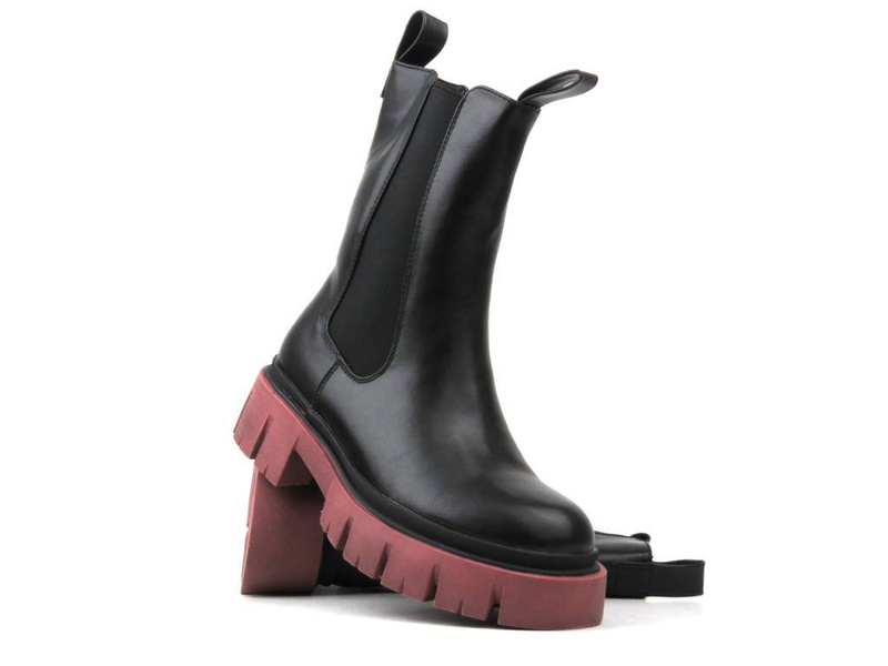 Zateplené kotníkové boty, dámské pracovní na zip - EVENTO 22BT35-5040, černo-červené