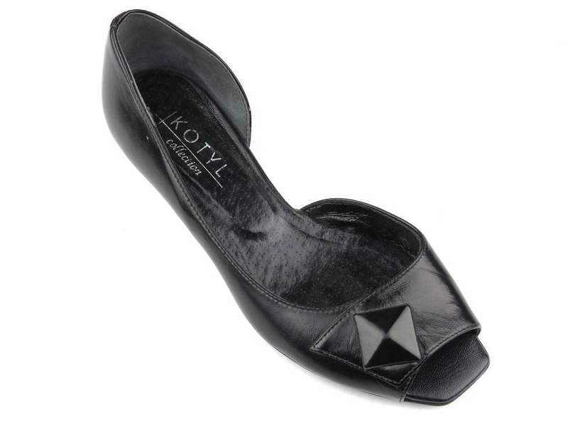 Kožené nízké lodičky KOTYL 095, černé