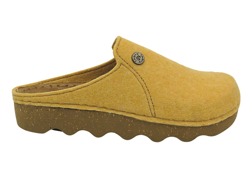 Dámské plstěné pantofle s korkovou podrážkou Inblu DK-12 Yellow Slip-On