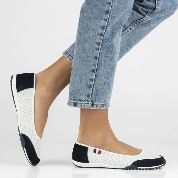 Kožené dámské polobotky - Filippo DP142, bílo-navy