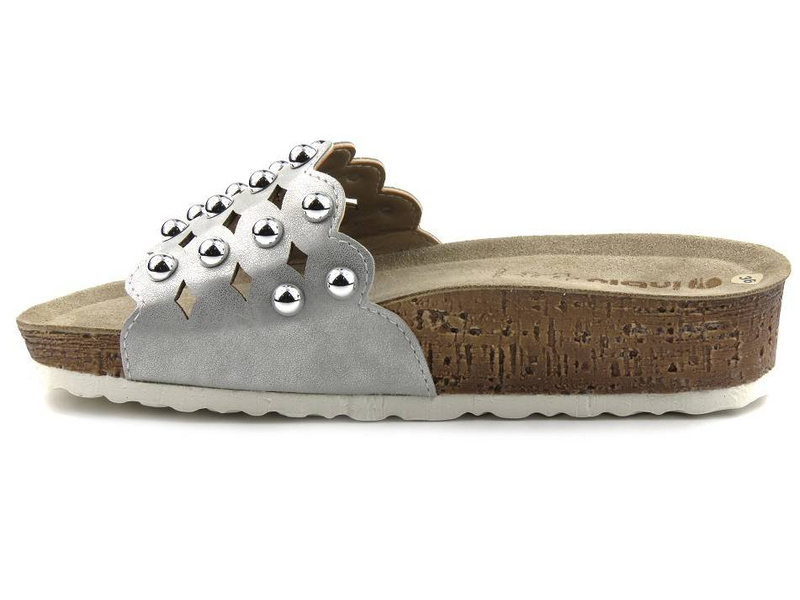 Dámské žabky se stříbrnými kuličkami - INBLU NM-23, stříbrné