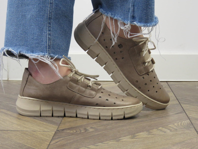 Pohodlné dámské kožené polobotky - HELIOS Komfort 434-2, béžové