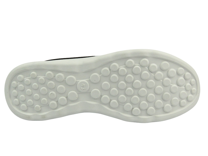 Pohodlné pánské sportovní boty, tenisky - NOVINKY 22MN02-4827, černé