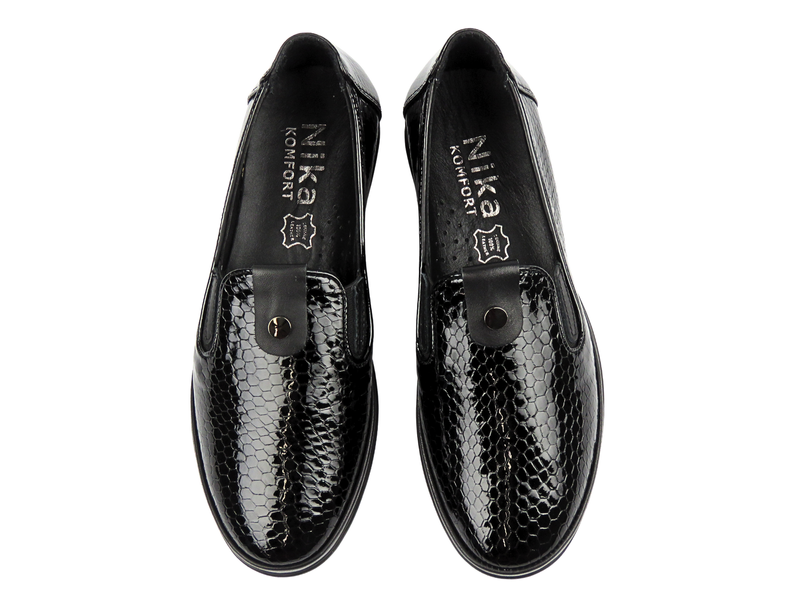 Elegantní dámské polobotky Nika Komfort 0452-156MSN, černý lak