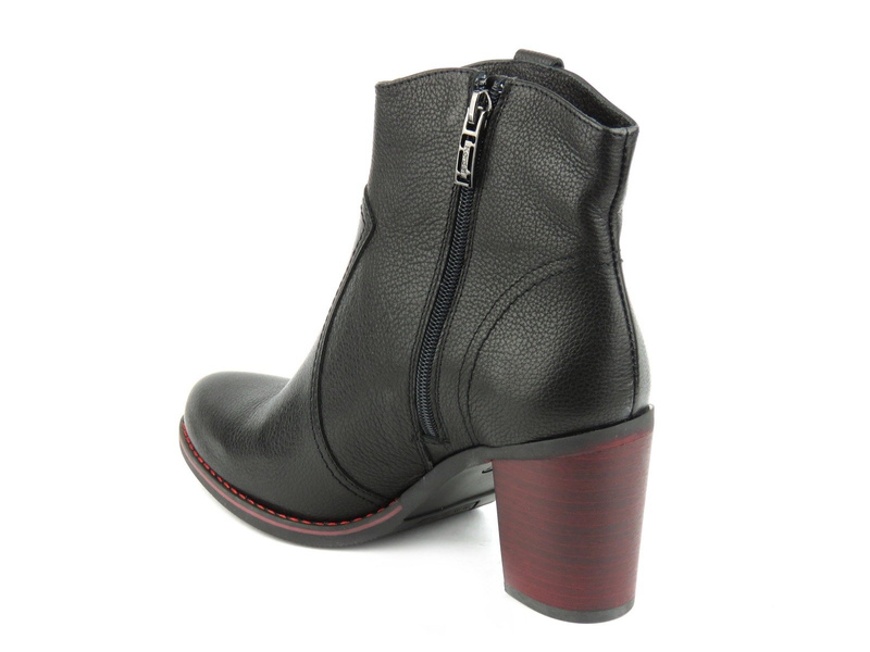 Černé dámské kotníkové boty s vínovým podpatkem - Kordel 1934