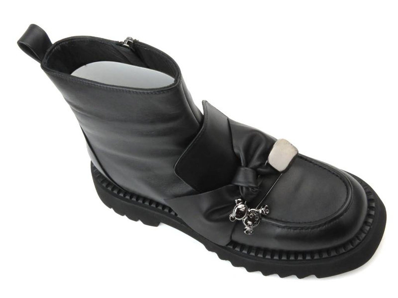 Dámské kožené kotníkové boty - VENEZIA 040541 R010 černá