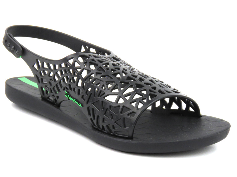 Dámské sandály s prolamovaným svrškem - IPANEMA 26679, černé