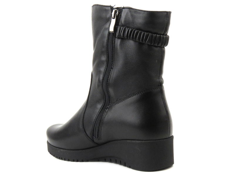 Pohodlné, kožené dámské kozačky zateplené vlnou - Galant 061, černá