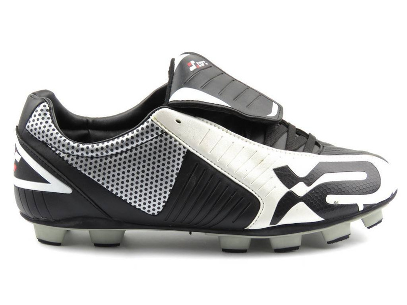 Pánské sportovní a fotbalové boty Xcore LFB-1378, cvočky, klínky
