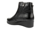Pohodlné, kožené dámské kotníkové boty s jemným klínkem - Galant 729, černé